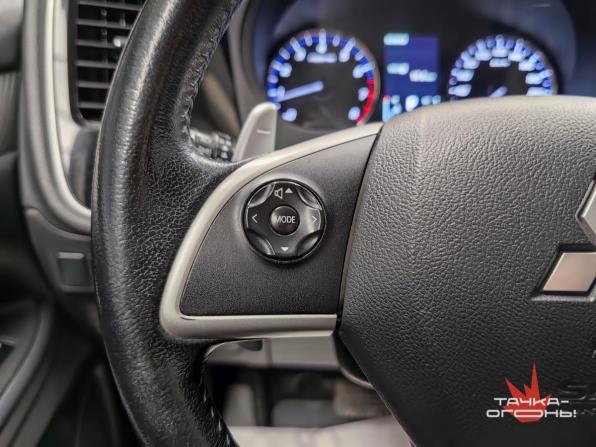 Mitsubishi Outlander III с пробегом 2014 года, цена 1 455 000 рублей, 150000 км, внедорожник, Автокод Объявления
