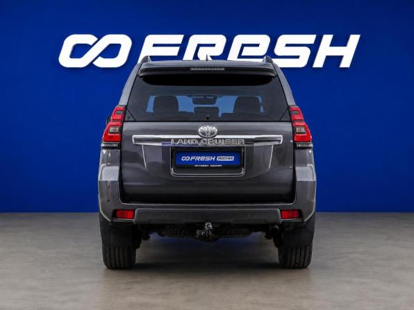 Toyota Land Cruiser Prado 150 Series Рестайлинг 2 с пробегом 2018 года, цена 4 219 050 рублей, 189094 км, внедорожник, Автокод Объявления