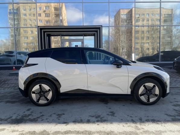 Zeekr X I с пробегом 2023 года, цена 3 113 000 рублей, 48174 км, внедорожник, Автокод Объявления