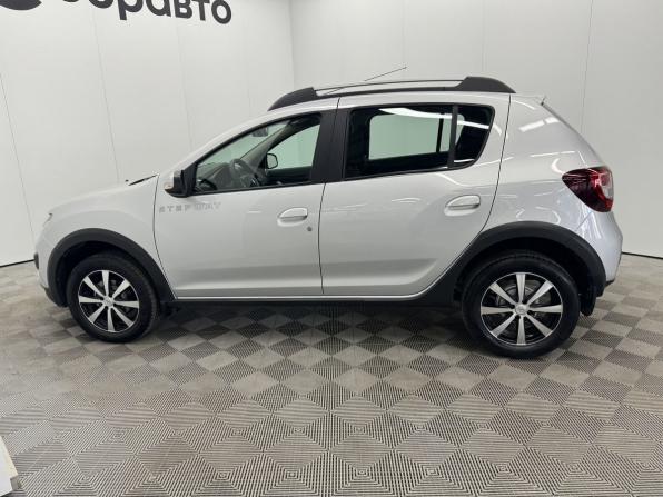 Renault Sandero II с пробегом 2018 года, цена 1 130 000 рублей, 69338 км, хэтчбек, Автокод Объявления