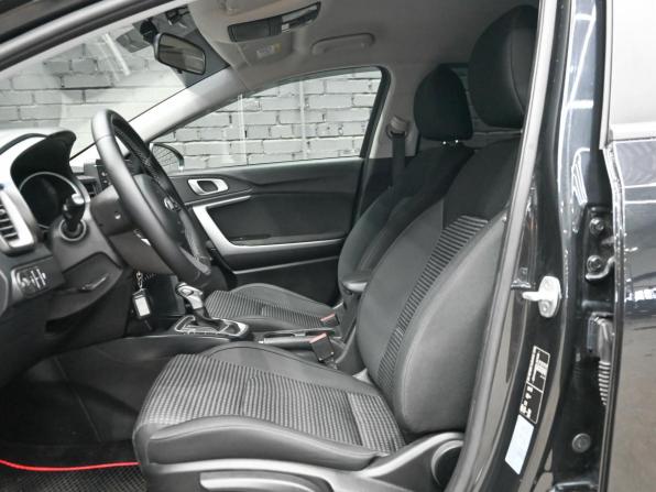 Kia Ceed III с пробегом 2019 года, цена 1 460 000 рублей, 148210 км, универсал, Автокод Объявления