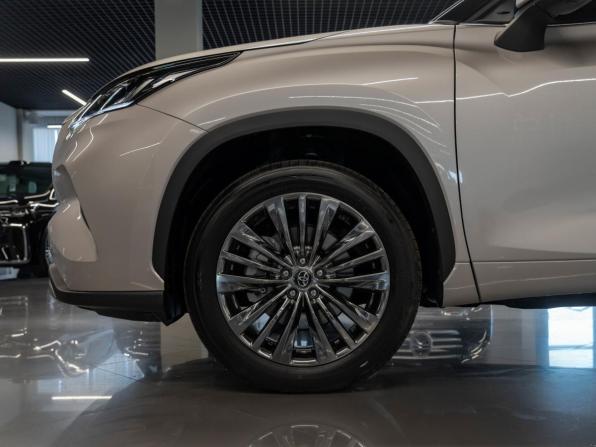 Toyota Highlander IV (XU70) с пробегом 2026 года, цена 5 700 000 рублей, 30 км, внедорожник, Автокод Объявления