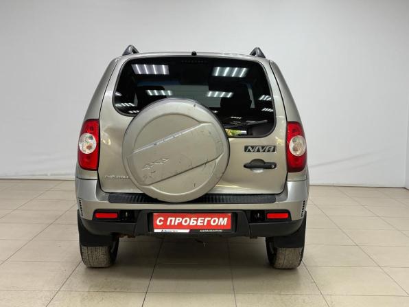 Chevrolet Niva I Рестайлинг с пробегом 2017 года, цена 630 000 рублей, 155015 км, внедорожник, Автокод Объявления