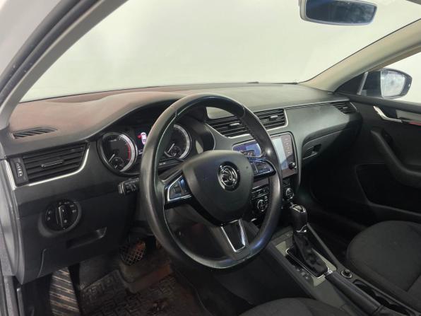 Skoda Octavia III (A7) Рестайлинг с пробегом 2017 года, цена 1 410 000 рублей, 231088 км, лифтбек, Автокод Объявления
