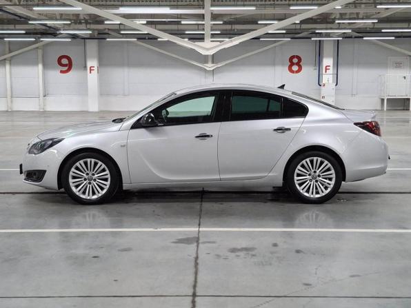 Opel Insignia I Рестайлинг с пробегом 2014 года, цена 1 200 000 рублей, 249414 км, седан, Автокод Объявления