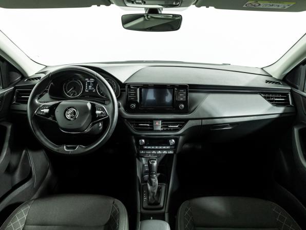 Skoda Rapid II с пробегом 2022 года, цена 1 598 000 рублей, 79946 км, лифтбек, Автокод Объявления