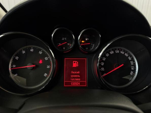 Opel Astra J с пробегом 2011 года, цена 797 000 рублей, 132920 км, хэтчбек, Автокод Объявления