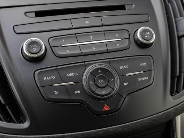 Ford Kuga II Рестайлинг с пробегом 2017 года, цена 1 549 000 рублей, 145703 км, внедорожник, Автокод Объявления