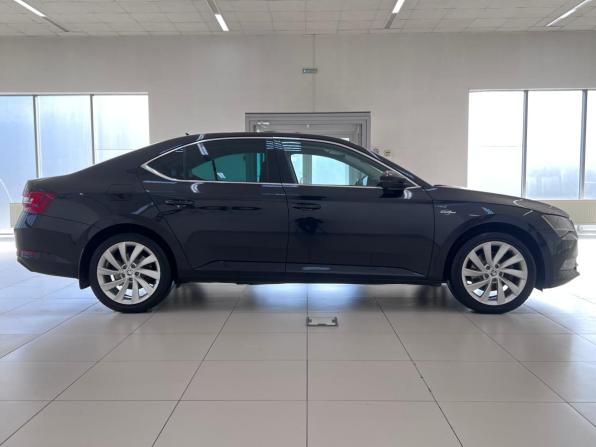 Skoda Superb III с пробегом 2015 года, цена 1 790 000 рублей, 204129 км, лифтбек, Автокод Объявления