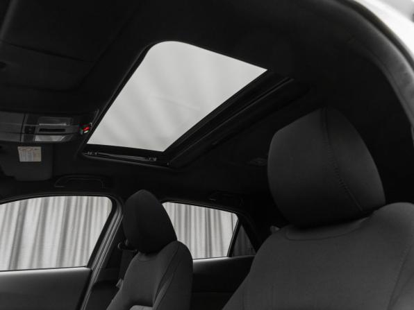 Mazda CX-4 I Рестайлинг с пробегом 2023 года, цена 2 695 000 рублей, 35423 км, внедорожник, Автокод Объявления