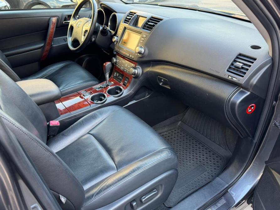 Toyota Highlander II (XU40) Рестайлинг Санкт-Петербург  - изображение 9