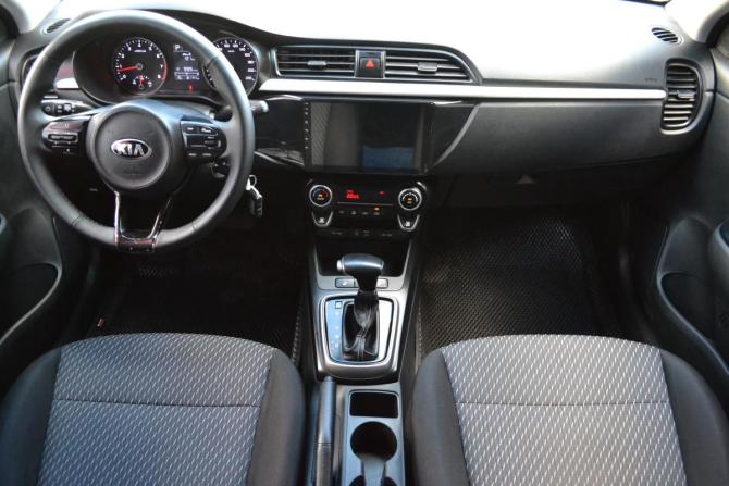 Kia Rio IV с пробегом 2018 года, цена 1 350 000 рублей, 180610 км, седан, Автокод Объявления