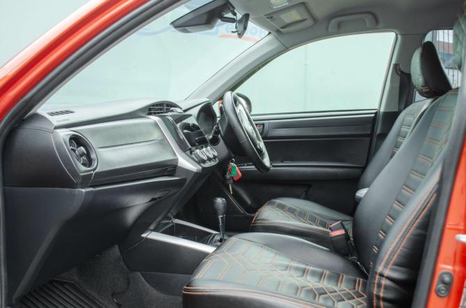 Toyota Corolla XI (E160 E170 E180) Рестайлинг 1 с пробегом 2017 года, цена 1 299 000 рублей, 158000 км, универсал, Автокод Объявления