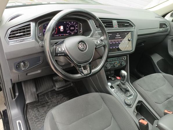 Volkswagen Tiguan II с пробегом 2019 года, цена 2 499 000 рублей, 134329 км, внедорожник, Автокод Объявления