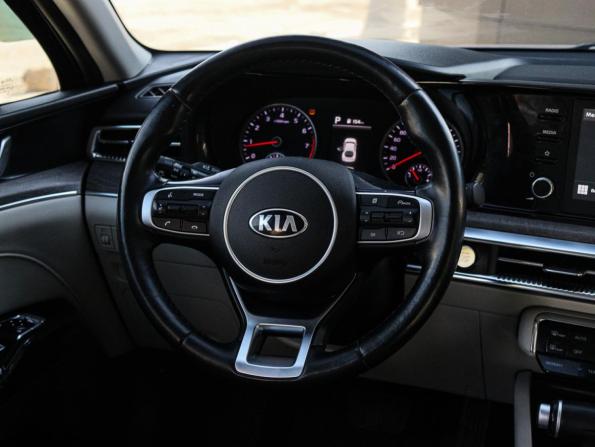 Kia K5 III с пробегом 2021 года, цена 2 270 000 рублей, 115062 км, седан, Автокод Объявления