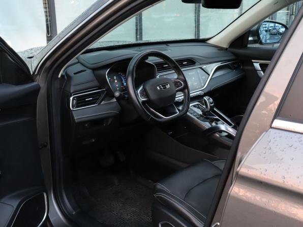 Geely Atlas Pro с пробегом 2022 года, цена 1 719 000 рублей, 135195 км, внедорожник, Автокод Объявления