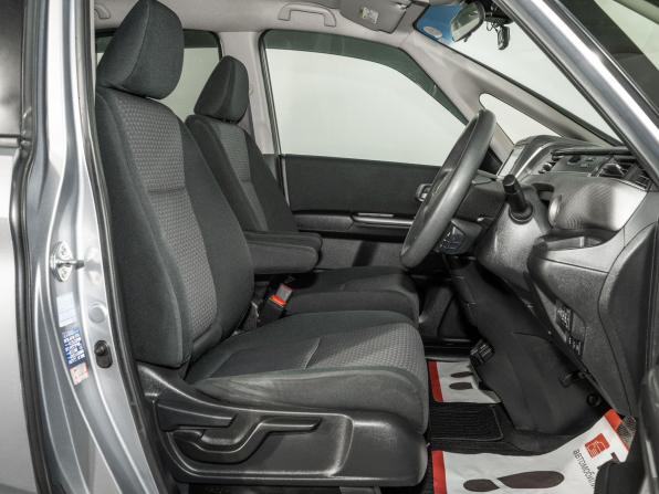 Honda Freed II с пробегом 2018 года, цена 1 375 000 рублей, 119526 км, компактвэн, Автокод Объявления