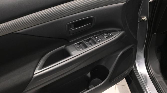 Mitsubishi Outlander III с пробегом 2013 года, цена 1 235 000 рублей, 200000 км, внедорожник, Автокод Объявления