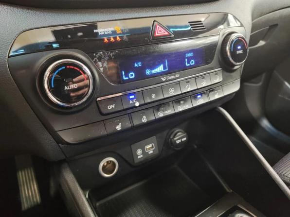 Hyundai Tucson III с пробегом 2016 года, цена 1 690 000 рублей, 222414 км, внедорожник, Автокод Объявления