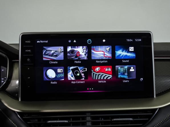 Skoda Kodiaq I Рестайлинг с пробегом 2022 года, цена 3 498 000 рублей, 47026 км, внедорожник, Автокод Объявления