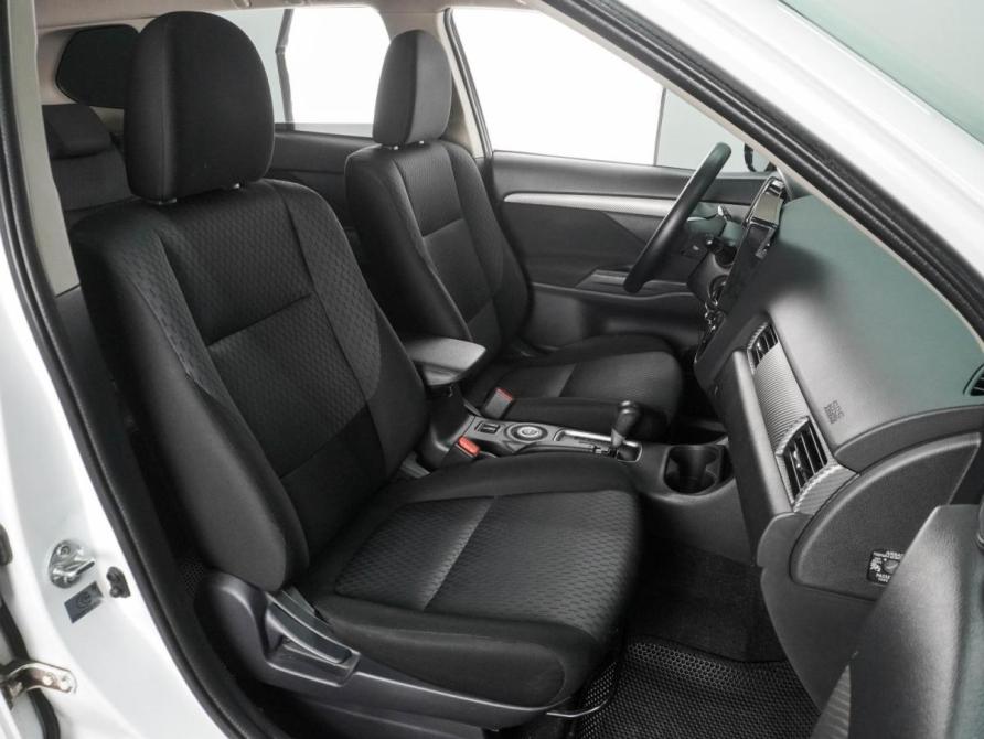 Mitsubishi Outlander III Рестайлинг Воронеж  - изображение 8
