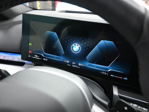 BMW 5 серии VIII (G60/G61/G68) с пробегом 2024 года, цена 7 349 900 рублей, 16911 км, седан, Автокод Объявления