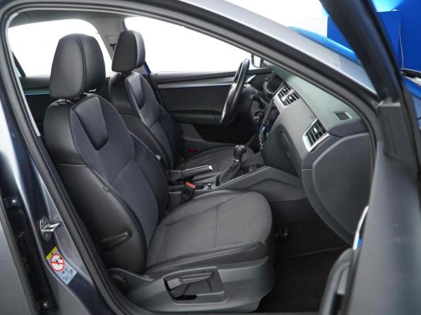 Skoda Octavia III (A7) Рестайлинг с пробегом 2019 года, цена 2 190 055 рублей, 62637 км, лифтбек, Автокод Объявления