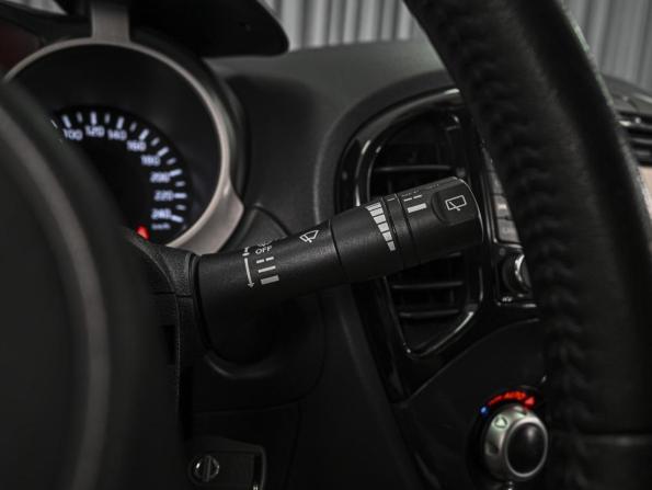 Nissan Juke I с пробегом 2013 года, цена 1 328 000 рублей, 100254 км, внедорожник, Автокод Объявления
