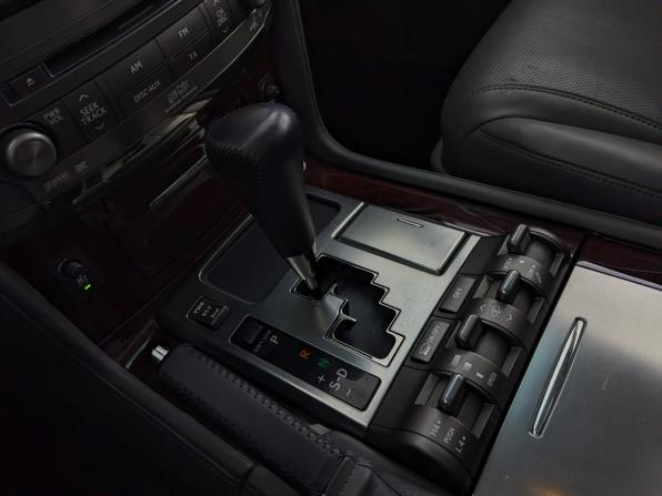 Lexus LX III с пробегом 2008 года, цена 3 537 500 рублей, 202337 км, внедорожник, Автокод Объявления