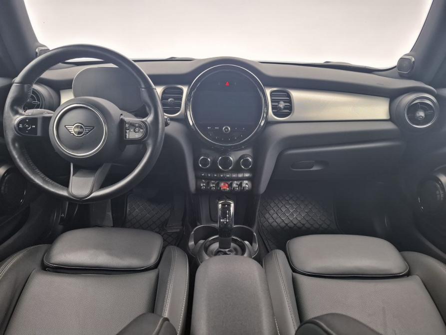 Mini Hatch III (F55/F56) Рестайлинг 2 Москва  - изображение 13