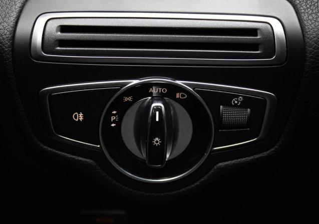 Mercedes-Benz C-Класс IV (W205) с пробегом 2015 года, цена 2 079 000 рублей, 131527 км, седан, Автокод Объявления