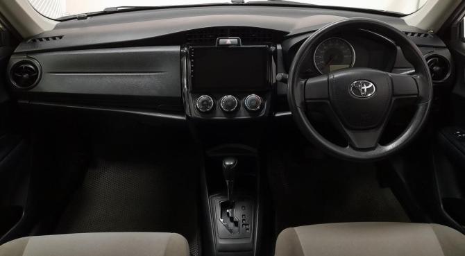 Toyota Corolla XI (E160 E170 E180) Рестайлинг 1 с пробегом 2015 года, цена 1 089 000 рублей, 86000 км, седан, Автокод Объявления
