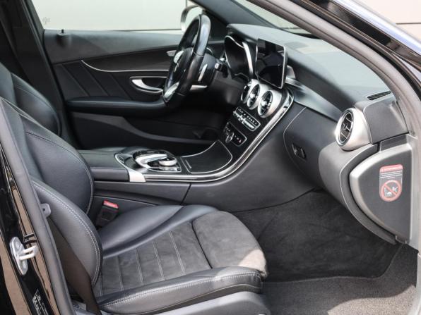 Mercedes-Benz C-Класс IV (W205) Рестайлинг с пробегом 2018 года, цена 2 344 980 рублей, 160480 км, седан, Автокод Объявления