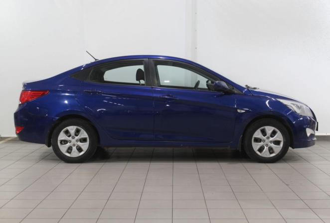 Hyundai Solaris I Рестайлинг с пробегом 2015 года, цена 900 000 рублей, 122069 км, седан, Автокод Объявления
