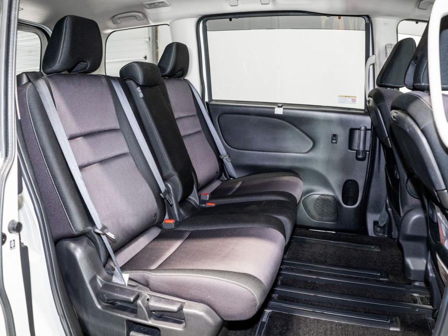 Nissan Serena V (C27) Чита  - изображение 6