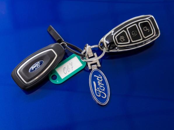 Ford Kuga II Рестайлинг с пробегом 2018 года, цена 1 528 000 рублей, 79416 км, внедорожник, Автокод Объявления