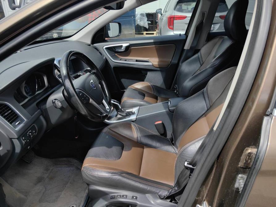Volvo XC60 I Рестайлинг Москва  - изображение 11