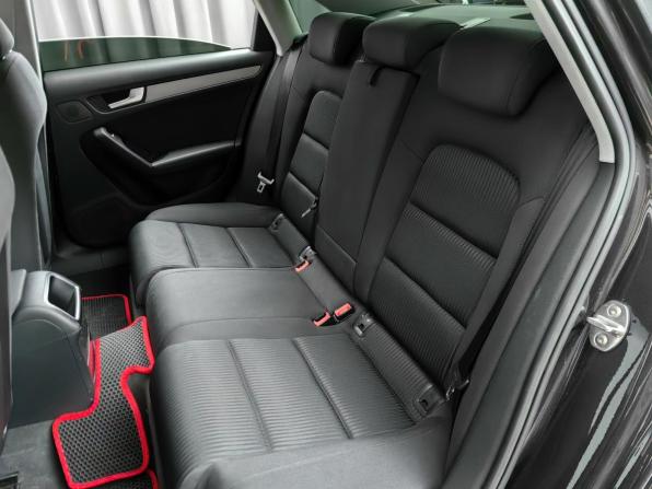 Audi A4 IV (B8) Рестайлинг с пробегом 2013 года, цена 1 329 000 рублей, 127697 км, седан, Автокод Объявления