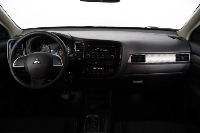 Mitsubishi Outlander III Рестайлинг 2 с пробегом 2016 года, цена 1 249 000 рублей, 236000 км, внедорожник, Автокод Объявления