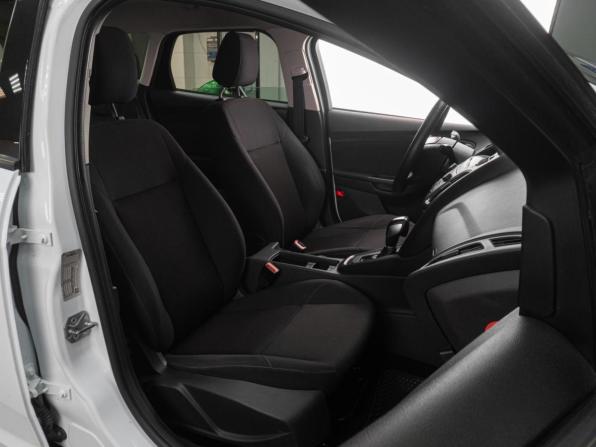 Ford Focus III Рестайлинг с пробегом 2015 года, цена 929 000 рублей, 141866 км, универсал, Автокод Объявления