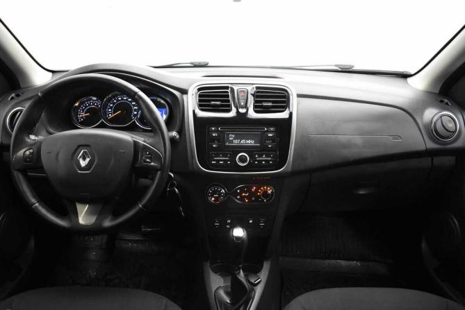 Renault Sandero II с пробегом 2016 года, цена 985 000 рублей, 145883 км, хэтчбек, Автокод Объявления