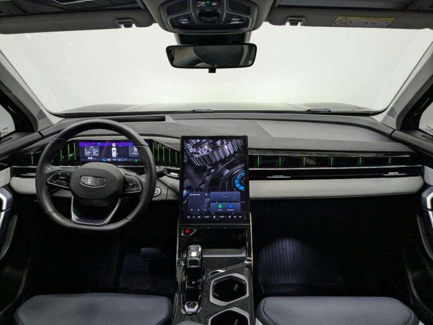 Geely Atlas II Москва  - изображение 21