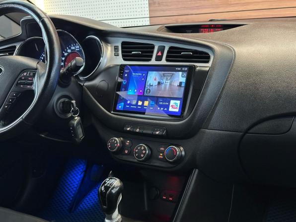 Kia Ceed II с пробегом 2012 года, цена 899 900 рублей, 279542 км, хэтчбек, Автокод Объявления
