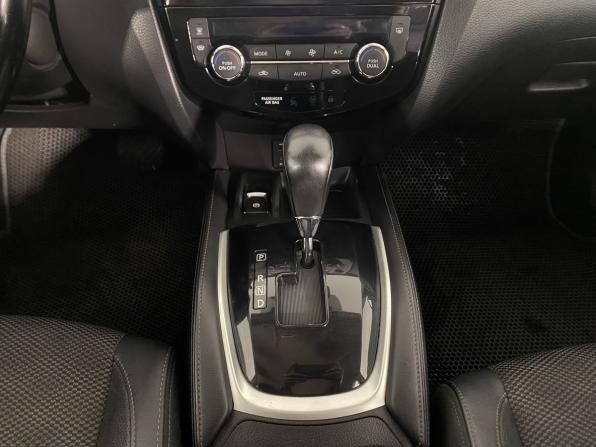 Nissan Qashqai II с пробегом 2015 года, цена 1 286 000 рублей, 192844 км, внедорожник, Автокод Объявления