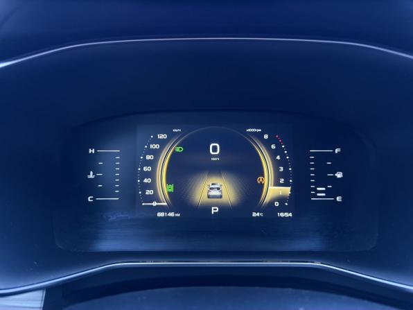 Geely Atlas Pro с пробегом 2023 года, цена 2 000 000 рублей, 68145 км, внедорожник, Автокод Объявления