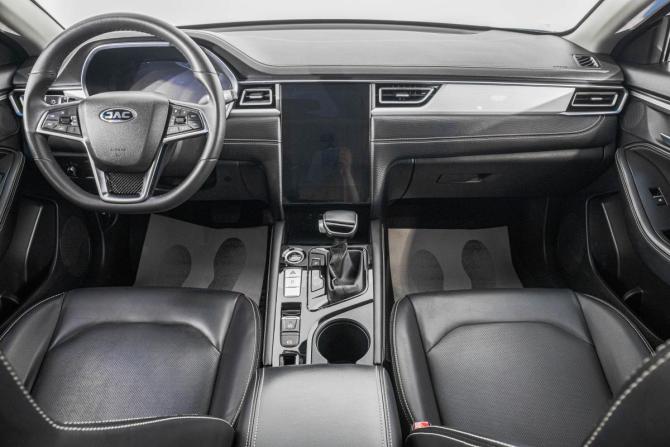 JAC J7 I с пробегом 2023 года, цена 1 699 000 рублей, 105000 км, лифтбек, Автокод Объявления