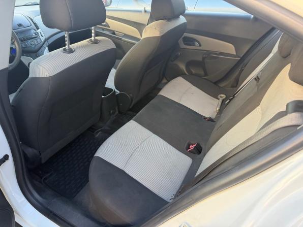 Chevrolet Cruze I Рестайлинг с пробегом 2013 года, цена 495 000 рублей, 298000 км, седан, Автокод Объявления