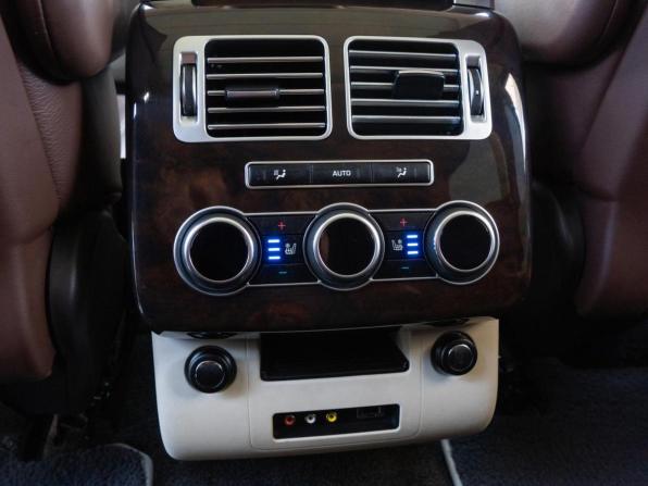 Land Rover Range Rover IV с пробегом 2015 года, цена 4 450 000 рублей, 165215 км, внедорожник, Автокод Объявления