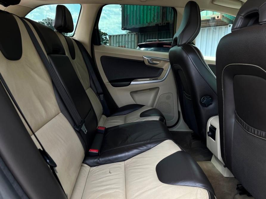 Volvo XC60 I Санкт-Петербург  - изображение 9