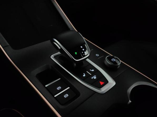 Omoda C5 I с пробегом 2024 года, цена 1 330 000 рублей, 129438 км, внедорожник, Автокод Объявления